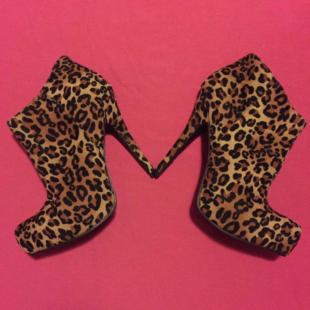 💣💋🔥 SEXY leopard booties 🔥💋💣